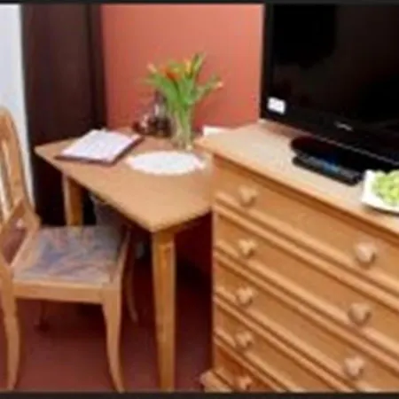 Frankenstuben Szálloda 3*